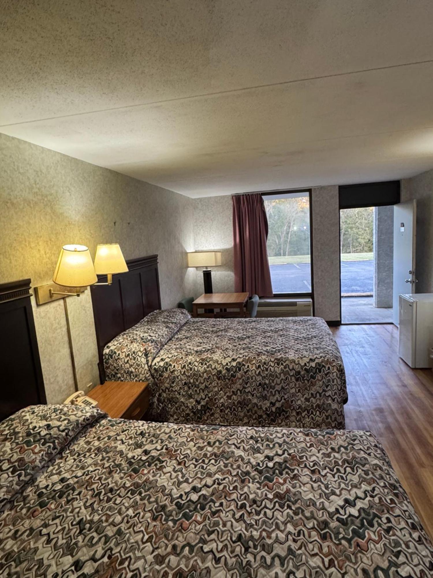 Riverfront Lodge Burkesville Eksteriør billede